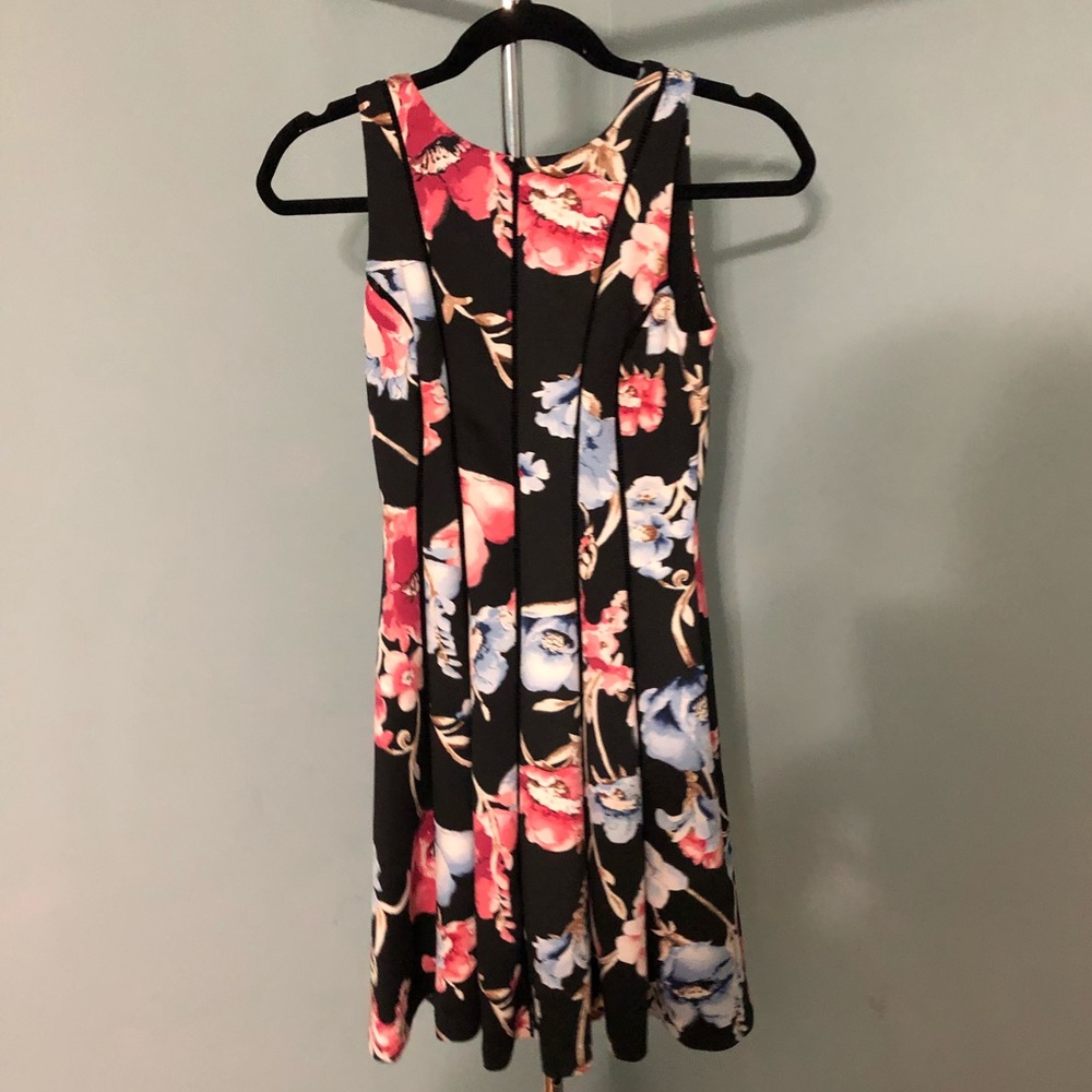 white house black market floral dress
